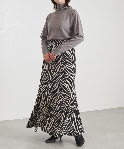 COLLAGE GALLARDAGALANTE（コラージュガリャルダガランテ）の「ハイゲージタートルニット/手洗い可（ニット/セーター・レディース・ホワイト/グレー/サックスブルー/ピンク・FREE）」の19枚目の写真