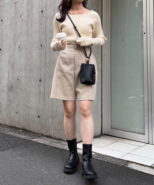 CAPRICIEUX LE'MAGE（カプリシューレマージュ）の「ボートネックリブプルオーバー（ニット/セーター・レディース・ブラック/ベージュ/アイボリー・FREE）」の7枚目の写真