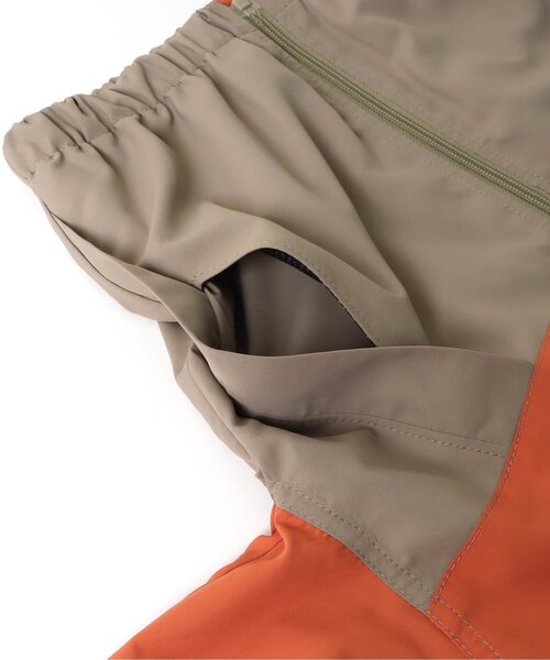 BREEZE(ブリーズ)の「【フードがしまえる】カラバリウィンドブレーカー_撥水加工(ナイロンジャケット・キッズ・ネイビー/ピンク/オレンジ/エメラルド/カモフラージュ/キャメル/キナリ・90/100/110/120/130/140/150)」の17枚目の写真