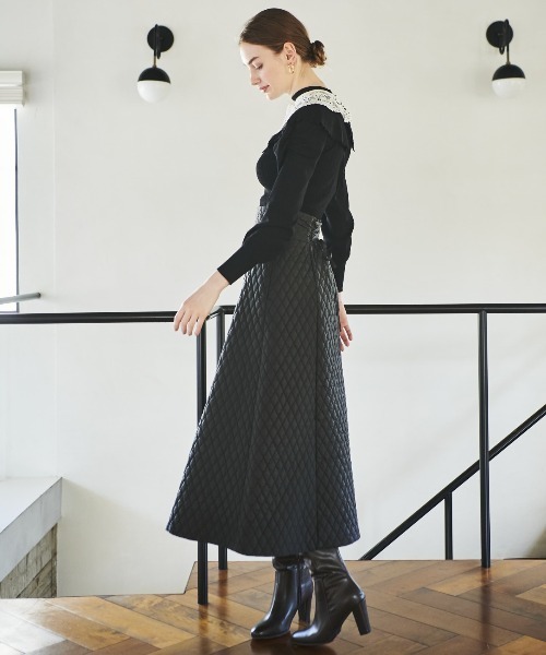 AND COUTURE(アンドクチュール)の「キルティングスカート(スカート・レディース・ブラック/ベージュ/ブラウン・SMALL/MEDIUM)」の5枚目の写真