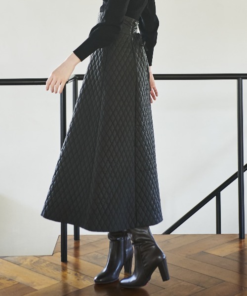 AND COUTURE(アンドクチュール)の「キルティングスカート(スカート・レディース・ブラック/ベージュ/ブラウン・SMALL/MEDIUM)」の8枚目の写真