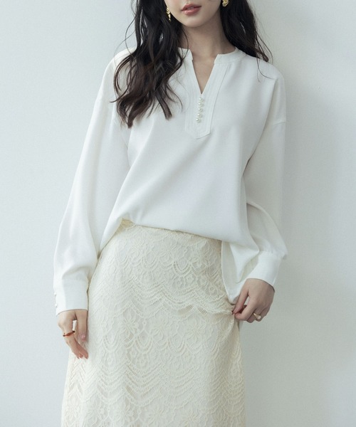 SAISON DE PAPILLON（セゾンドパピヨン）の「パール付きキーネックブラウス（シャツ/ブラウス・レディース・ネイビー/アイボリー/グリーン/グレー/ホワイト/ブラック・L/S/M）」の19枚目の写真