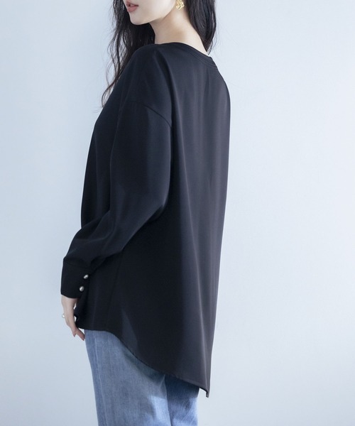 SAISON DE PAPILLON（セゾンドパピヨン）の「パール付きキーネックブラウス（シャツ/ブラウス・レディース・ネイビー/アイボリー/グリーン/グレー/ホワイト/ブラック・L/S/M）」の17枚目の写真