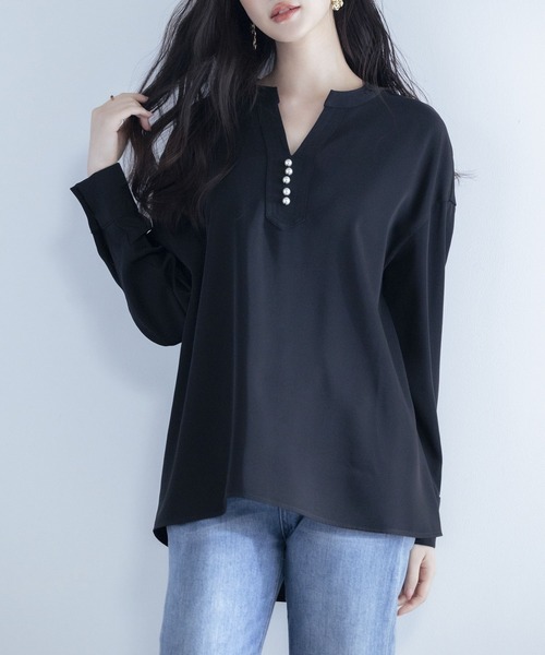 SAISON DE PAPILLON（セゾンドパピヨン）の「パール付きキーネックブラウス（シャツ/ブラウス・レディース・ネイビー/アイボリー/グリーン/グレー/ホワイト/ブラック・L/S/M）」の12枚目の写真