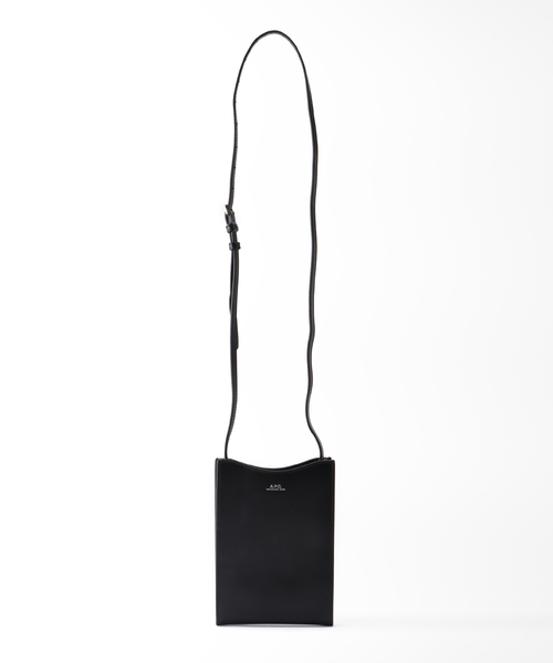 EDIFICE(エディフィス)の「【A.P.C. / アー ペー セー】NECK POUCH JAMIE スムース(ショルダーバッグ・メンズ・ブラック・FREE)」の2枚目の写真