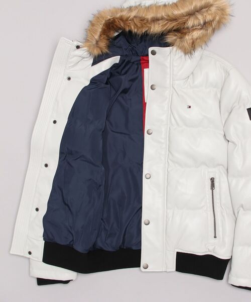 TOMMY HILFIGER(トミーヒルフィガー)の「【TOMMY HILFIGER/トミーヒルフィガー】FAUX LEATHER SNORKLE BOMBER JACKET/PUレザースノーケルボンバージャケット(ダウンジャケット/コート・メンズ・ライトグレー/ダークブラウン/ブラック/ブラック系その他・S/M/L/XL)」の6枚目の写真