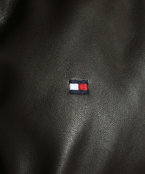 TOMMY HILFIGER(トミーヒルフィガー)の「【TOMMY HILFIGER/トミーヒルフィガー】FAUX LEATHER SNORKLE BOMBER JACKET/PUレザースノーケルボンバージャケット(ダウンジャケット/コート・メンズ・ライトグレー/ダークブラウン/ブラック/ブラック系その他・S/M/L/XL)」の16枚目の写真