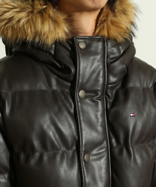 TOMMY HILFIGER(トミーヒルフィガー)の「【TOMMY HILFIGER/トミーヒルフィガー】FAUX LEATHER SNORKLE BOMBER JACKET/PUレザースノーケルボンバージャケット(ダウンジャケット/コート・メンズ・ライトグレー/ダークブラウン/ブラック/ブラック系その他・S/M/L/XL)」の18枚目の写真