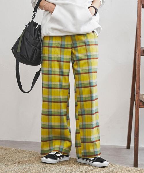 coen（コーエン）の「デイリーイージーセミワイド起毛チェックパンツ（その他パンツ・レディース・イエロー/オフホワイト/ネイビー・M/L/S）」の21枚目の写真