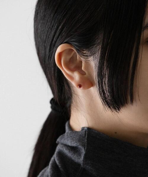 URBAN RESEARCH（アーバンリサーチ）の「ff by decor urban research　ストーンピアス（ピアス（両耳用）・レディース・ブラック/レッド/ブルー/グリーン/ホワイト系その他・-）」の8枚目の写真