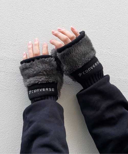 CONVERSE(コンバース)の「【CONVERSE/コンバース】 Piping Boa Glove(手袋・レディース・ブラック/ブラウン/アイボリー・FREE)」の7枚目の写真