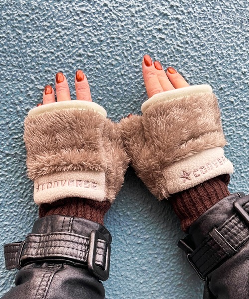 CONVERSE(コンバース)の「【CONVERSE/コンバース】 Piping Boa Glove(手袋・レディース・ブラック/ブラウン/アイボリー・FREE)」の11枚目の写真