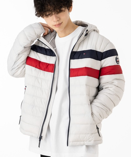 TOMMY HILFIGER（トミーヒルフィガー）の「トミーヒルフィガー ナイロン パッファーフード ジャケット（ダウンジャケット/コート・メンズ・ホワイト/ブルー系その他/ネイビー/ブラック/オリーブ・XL/L/M/S/XXL）」の2枚目の写真