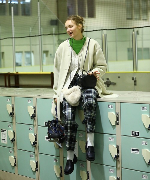 niko and...(ニコアンド)の「ウォームジンジャーハイネックプルオーバー(Tシャツ/カットソー・レディース・ブラック/オフホワイト/ピンク/グリーン/ホワイト・MEDIUM/LARGE)」の7枚目の写真