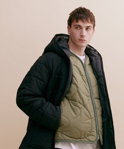 LAVENHAM(ラベンハム)の「ZIP THORNHAM MENS / ジップ ソーンハム メンズ - 147:YELLOW(ベスト・メンズ・ダークネイビー/アーミー/イエロー・L/M/S/XS)」の4枚目の写真