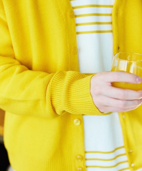 TOWNCRAFT(タウンクラフト)の「TOWN CRAFT/タウンクラフト 別注 ワンポイントロゴカーディガン(カーディガン/ボレロ・メンズ・グレー/ブラック/イエロー/ブルーグリーン/ブルー・SMALL/MEDIUM/LARGE)」の13枚目の写真