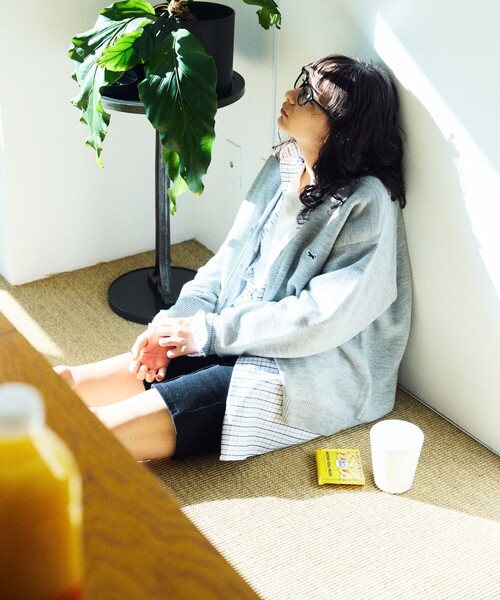 TOWNCRAFT(タウンクラフト)の「TOWN CRAFT/タウンクラフト 別注 ワンポイントロゴカーディガン(カーディガン/ボレロ・メンズ・グレー/ブラック/イエロー/ブルーグリーン/ブルー・SMALL/MEDIUM/LARGE)」の8枚目の写真