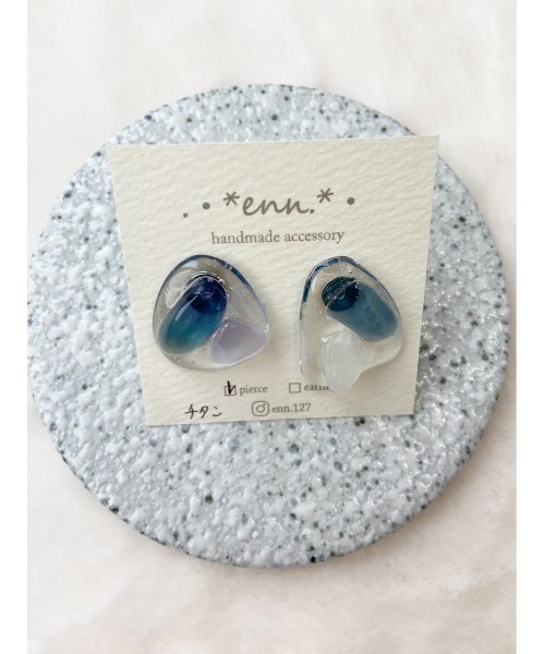 tone(トーン)の「【enn】レジンピアス(MA)(ピアス(両耳用)・レディース・A/C/B/F/D/E・FREE)」の5枚目の写真