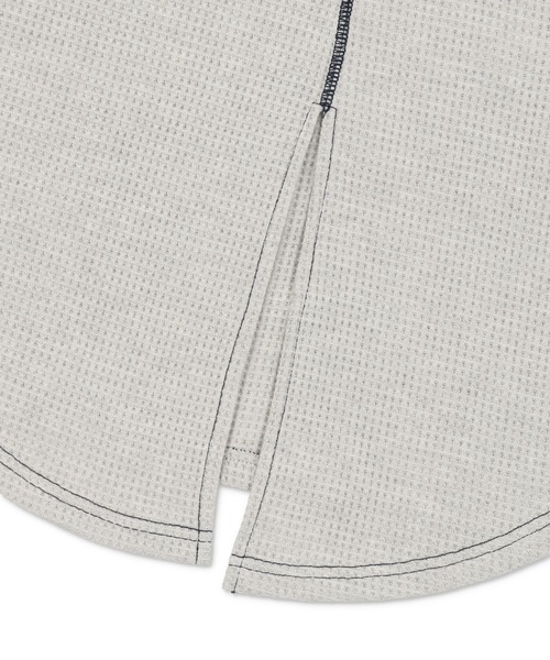 Lull(ルル)の「【Lull / ルル】バックスリットサーマルカットソー(Tシャツ/カットソー・レディース・ブラック/グレー/ホワイト・ONESIZE)」の11枚目の写真