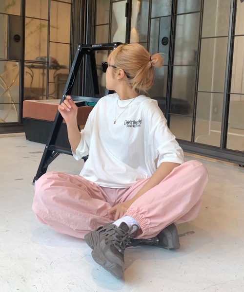 SHAGGIE（シャギー）の「バックハートプリントビックシルエットTEEシャツ（Tシャツ/カットソー・レディース・ブラック/グレー/ホワイト・FREE）」の6枚目の写真