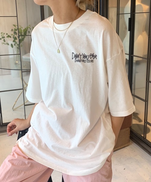 SHAGGIE（シャギー）の「バックハートプリントビックシルエットTEEシャツ（Tシャツ/カットソー・レディース・ブラック/グレー/ホワイト・FREE）」の4枚目の写真