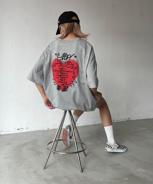 SHAGGIE（シャギー）の「バックハートプリントビックシルエットTEEシャツ（Tシャツ/カットソー・レディース・ブラック/グレー/ホワイト・FREE）」の22枚目の写真