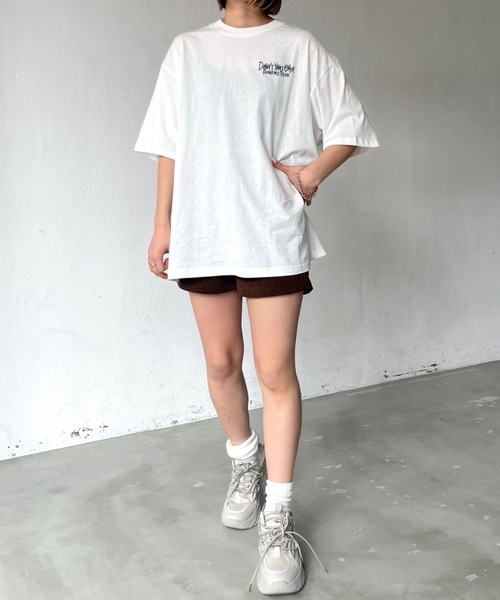 SHAGGIE（シャギー）の「バックハートプリントビックシルエットTEEシャツ（Tシャツ/カットソー・レディース・ブラック/グレー/ホワイト・FREE）」の9枚目の写真