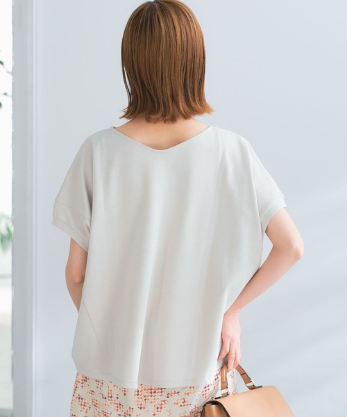 URBAN RESEARCH ROSSO（アーバンリサーチロッソ）の「『UR TECH ひやサラクール』ドルマンスリーブプルオーバー（Tシャツ/カットソー・レディース・グレー系その他/グリーン系その他/チャコールグレー・FREE）」の5枚目の写真