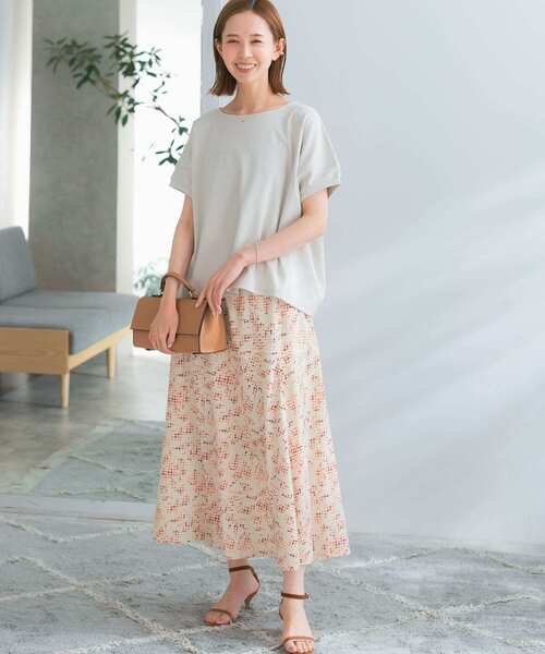 URBAN RESEARCH ROSSO（アーバンリサーチロッソ）の「『UR TECH ひやサラクール』ドルマンスリーブプルオーバー（Tシャツ/カットソー・レディース・グレー系その他/グリーン系その他/チャコールグレー・FREE）」の6枚目の写真