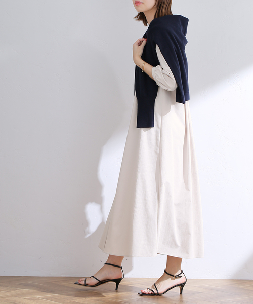 La TOTALITE(ラトータリテ)の「バックタックハーフスリーブシャツワンピース(シャツワンピース・レディース・ブラック/ベージュ/ネイビー・36/38)」の20枚目の写真