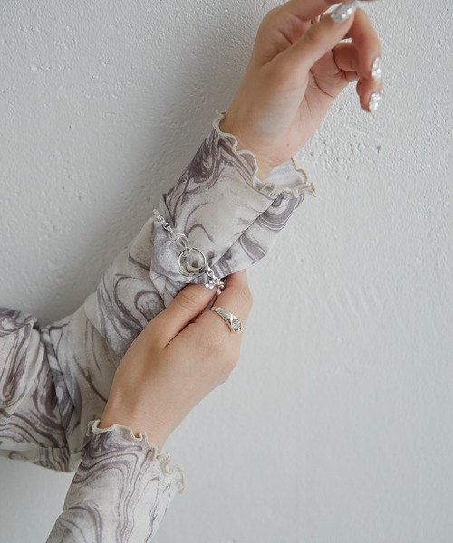 Lemme.（レム）の「【Lemme.（レム）】Opposite Braceletブレスレット（ブレスレット・レディース・シルバー・FREE）」の10枚目の写真