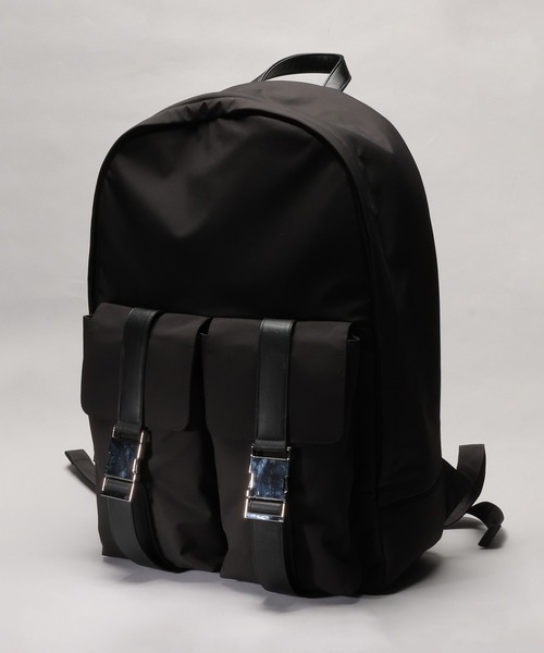 HARE(ハレ)の「ダブルバックルバックパック(HARE)(バックパック/リュック・メンズ・ブラック・FREE)」の4枚目の写真