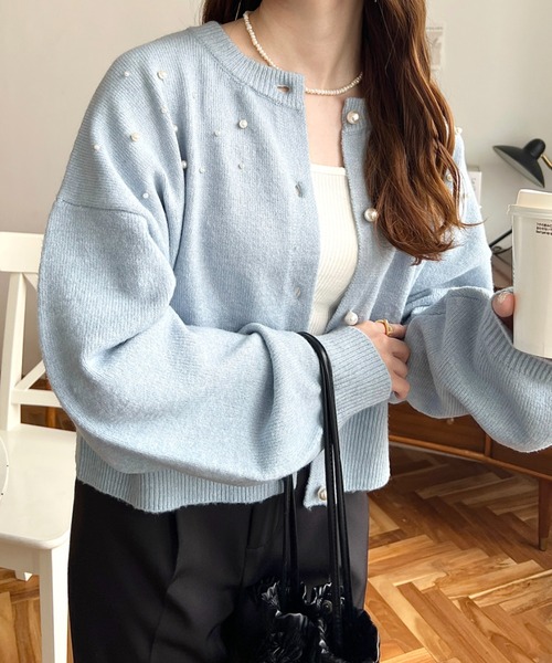 moment+（モーメントプラス）の「ドットパールクルーネックニットカーデ（カーディガン/ボレロ・レディース・ピンク/ブルー/ブラック/アイボリー・M/L）」の12枚目の写真