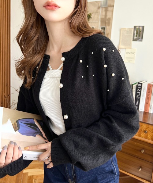 moment+（モーメントプラス）の「ドットパールクルーネックニットカーデ（カーディガン/ボレロ・レディース・ピンク/ブルー/ブラック/アイボリー・M/L）」の17枚目の写真