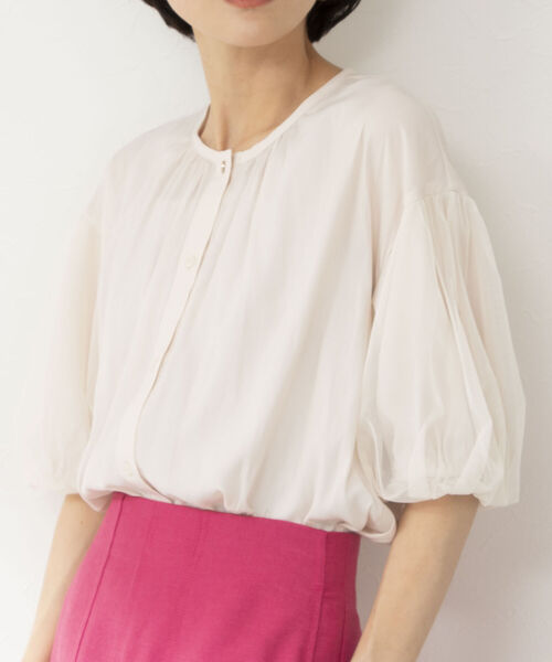 NOLLEY’S(ノーリーズ)の「◇【WEB限定】袖チュールブラウス(シャツ/ブラウス・レディース・ブラック/オフホワイト/ホワイト系その他4/ブラック系その他3・FREE)」の2枚目の写真