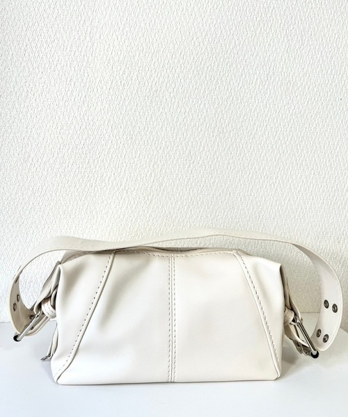cuorequal（クオレコール）の「ベルト付きショルダーバッグ（ショルダーバッグ・レディース・ホワイト/ブラック・FREE）」の8枚目の写真