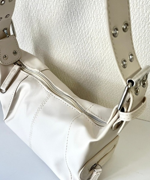 cuorequal（クオレコール）の「ベルト付きショルダーバッグ（ショルダーバッグ・レディース・ホワイト/ブラック・FREE）」の10枚目の写真