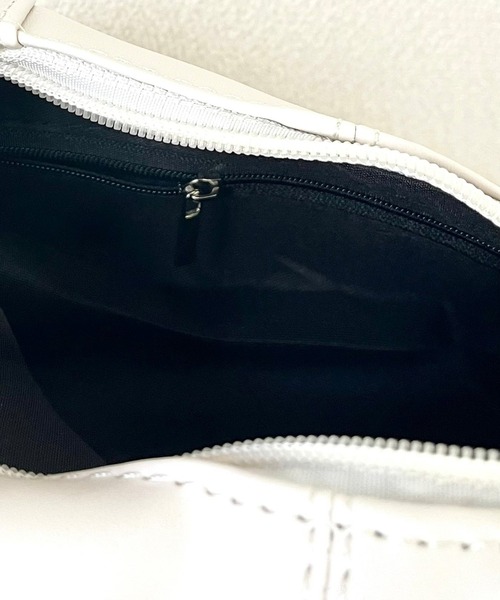 cuorequal（クオレコール）の「ベルト付きショルダーバッグ（ショルダーバッグ・レディース・ホワイト/ブラック・FREE）」の11枚目の写真