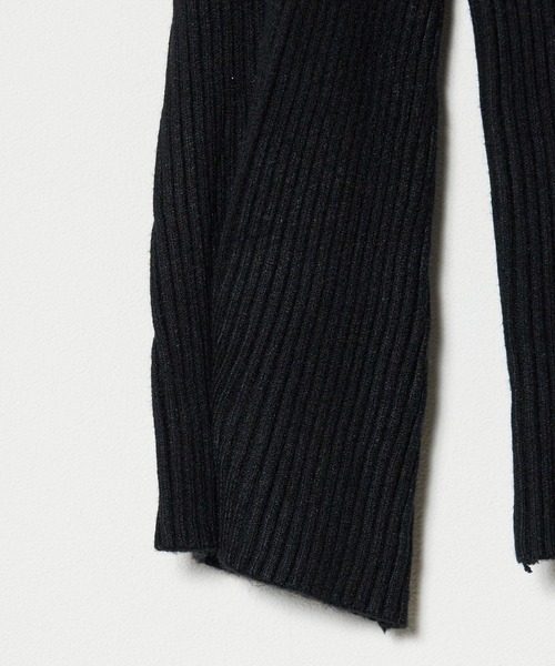 ROOPTOKYO（ループトウキョウ）の「袖ボタンハイネックニット（ニット/セーター・レディース・ブラウン/ホワイト/グリーン/ブラック・FREE）」の13枚目の写真