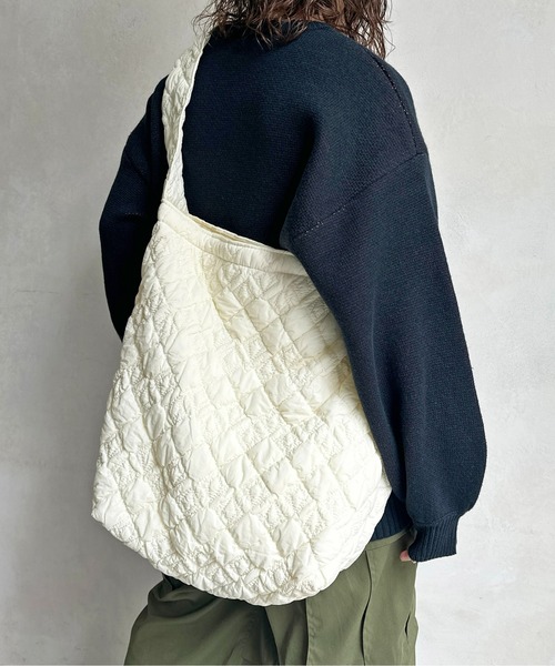 CPCM（シーピーシーエム）の「キルトBIGショルダー（ショルダーバッグ・レディース・アイボリー/ブラック/ブルー・FREE）」の11枚目の写真