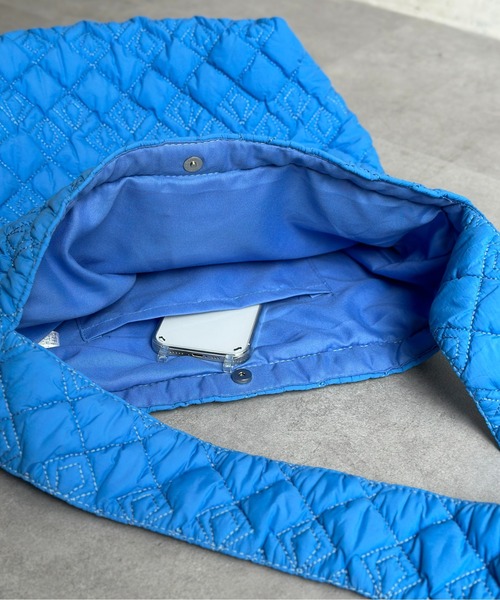 CPCM（シーピーシーエム）の「キルトBIGショルダー（ショルダーバッグ・レディース・アイボリー/ブラック/ブルー・FREE）」の5枚目の写真