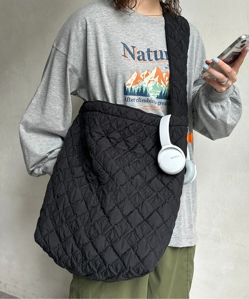 CPCM（シーピーシーエム）の「キルトBIGショルダー（ショルダーバッグ・レディース・アイボリー/ブラック/ブルー・FREE）」の18枚目の写真