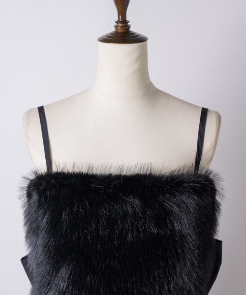 VIOLETTA(ヴィオレッタ)の「バックリボンボリュームファービスチェ(その他トップス・レディース・チャコールグレー/ブルー/ブラック/ホワイト/レッド・FREE)」の7枚目の写真