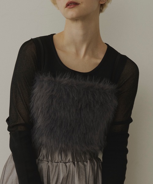 VIOLETTA(ヴィオレッタ)の「バックリボンボリュームファービスチェ(その他トップス・レディース・チャコールグレー/ブルー/ブラック/ホワイト/レッド・FREE)」の12枚目の写真