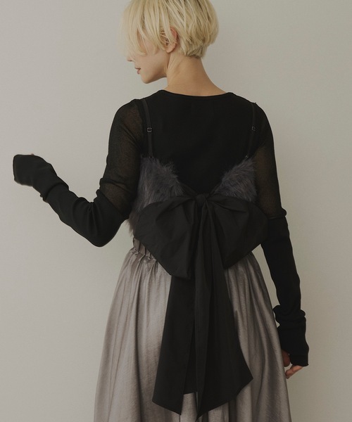 VIOLETTA(ヴィオレッタ)の「バックリボンボリュームファービスチェ(その他トップス・レディース・チャコールグレー/ブルー/ブラック/ホワイト/レッド・FREE)」の13枚目の写真