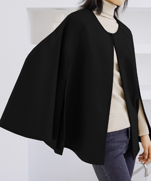 a lot of love（ア ロット オブ ラブ）の「アームスリット ノーカラーポンチョ（ポンチョ・レディース・アイボリー/ブラック/ブラウン/グレー・FREE）」の3枚目の写真