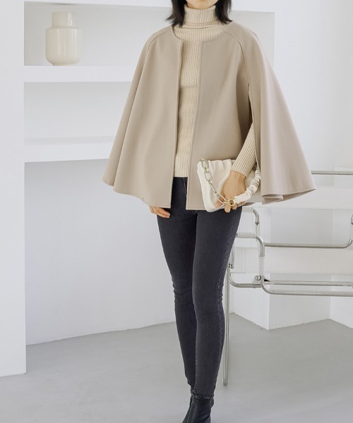 a lot of love（ア ロット オブ ラブ）の「アームスリット ノーカラーポンチョ（ポンチョ・レディース・アイボリー/ブラック/ブラウン/グレー・FREE）」の6枚目の写真