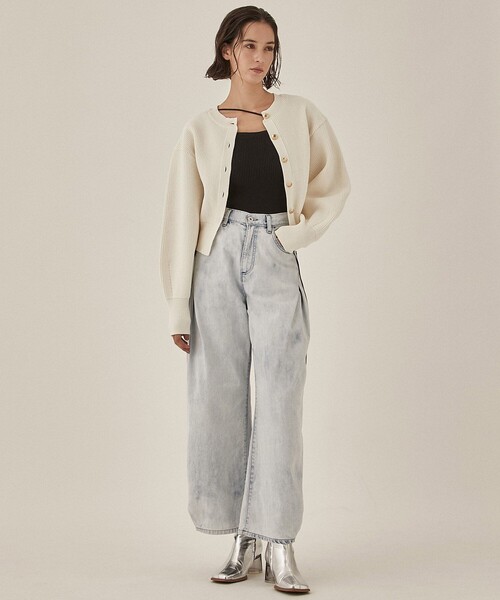 PUBLIC TOKYO（パブリックトウキョウ）の「フォルムスリーブニットカーディガン（カーディガン/ボレロ・レディース・アイボリー/ネイビー・FREE）」の3枚目の写真