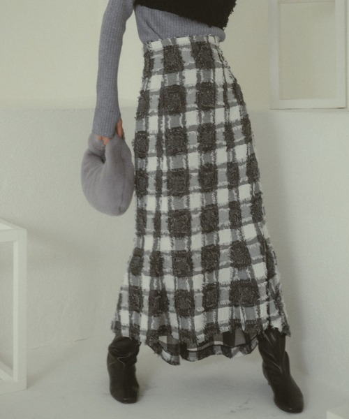 VANNIE U（ヴァニーユー）の「バックフレアスカート（スカート・レディース・チェック/ブラック・M/S）」の4枚目の写真