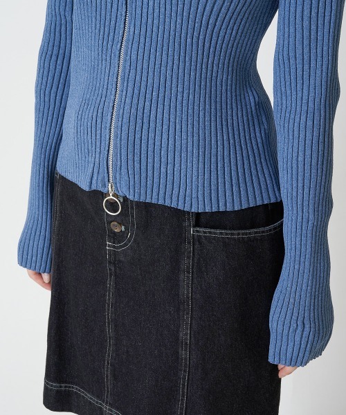 A de a.v.v（アードアー・ヴェ・ヴェ）の「襟付きWジップカーデ（カーディガン/ボレロ・レディース・ブラック/アイボリー/ブルー・39）」の21枚目の写真